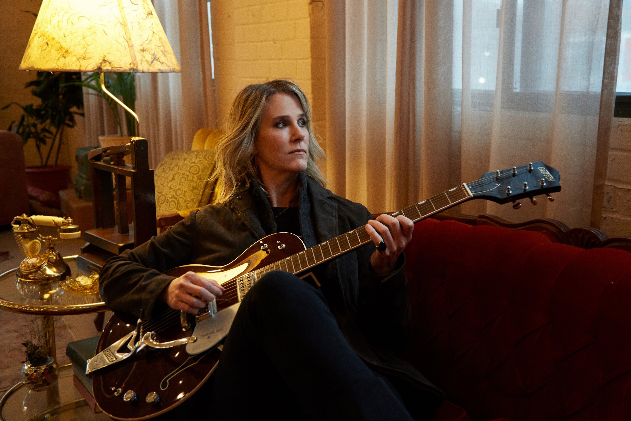 Lynne Hanson . SAT, JUNE 6 7:30pm