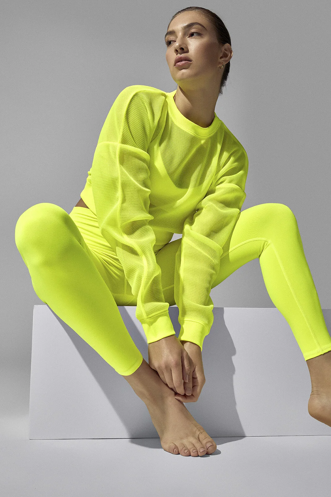 ALO-YOGA-5.15-LOOK1_1773.jpg