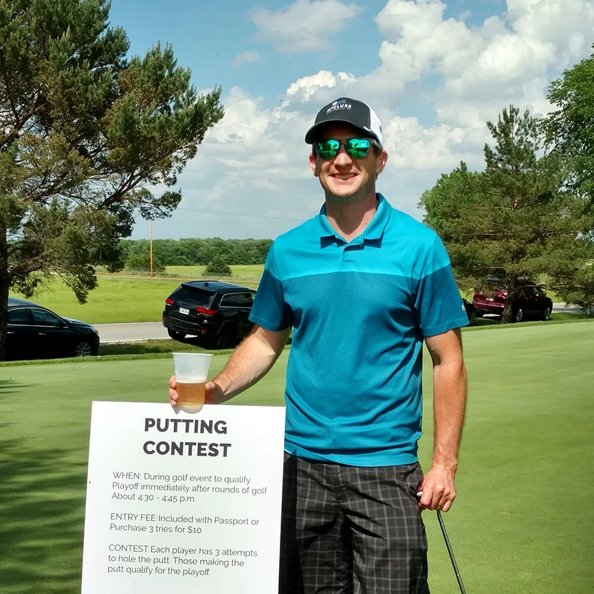 May 30, 2018 Congrats to Matt on his putting contest victory at the Ronald McDonald House of Des Moines Annual Golf Outing this afternoon. A day of golf and the chance to support a great cause? We call that a win-win. ⛳🍻