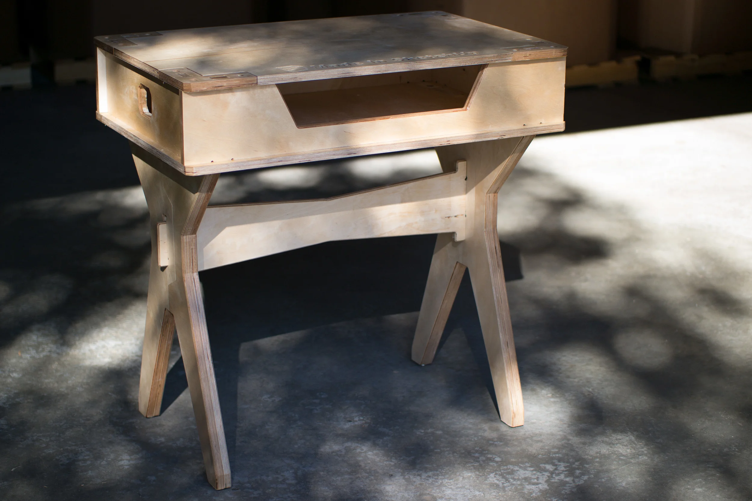 Maker Bench 2.0 6.jpg