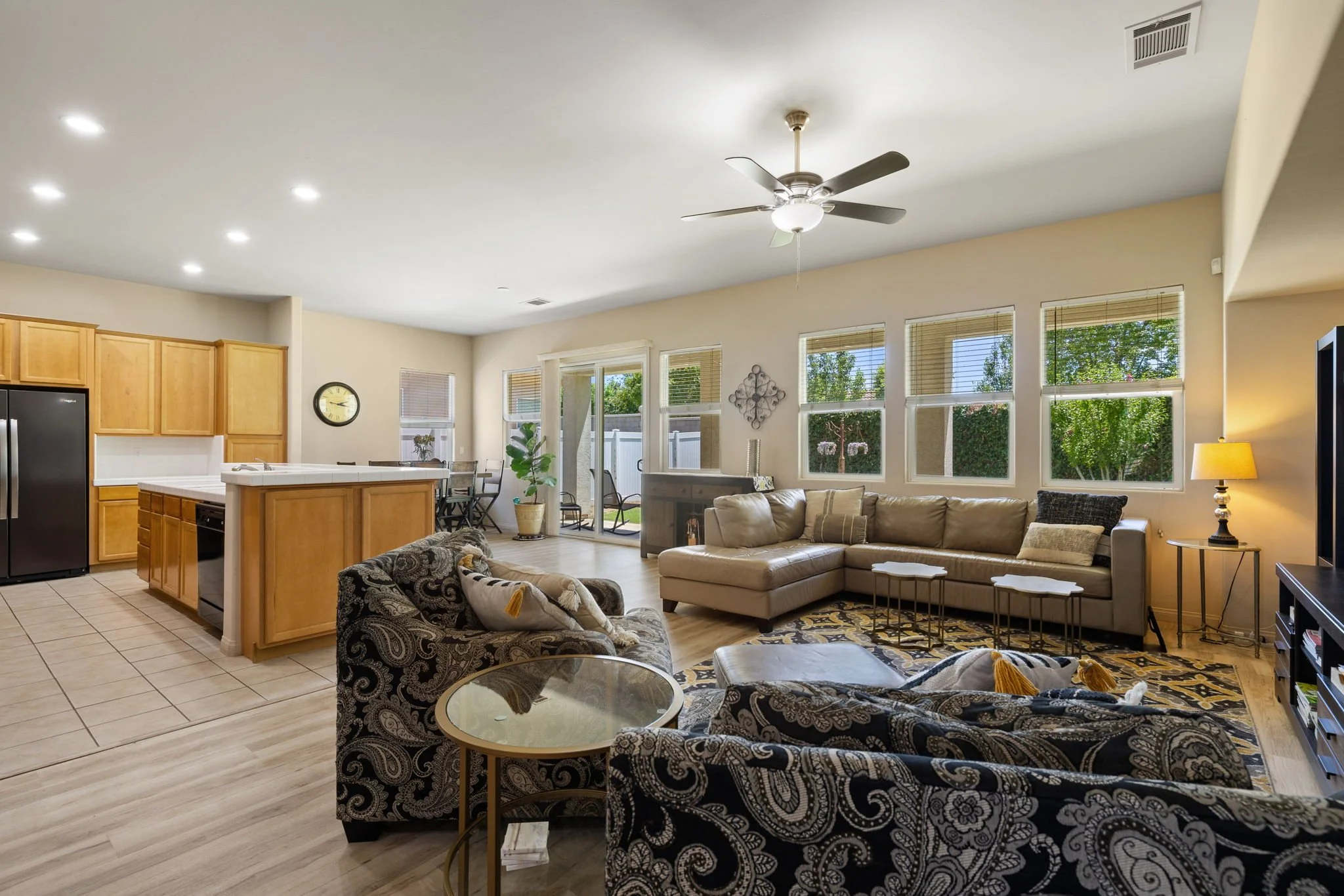 10-web-or-mls-11901-kimelford-dr.jpg