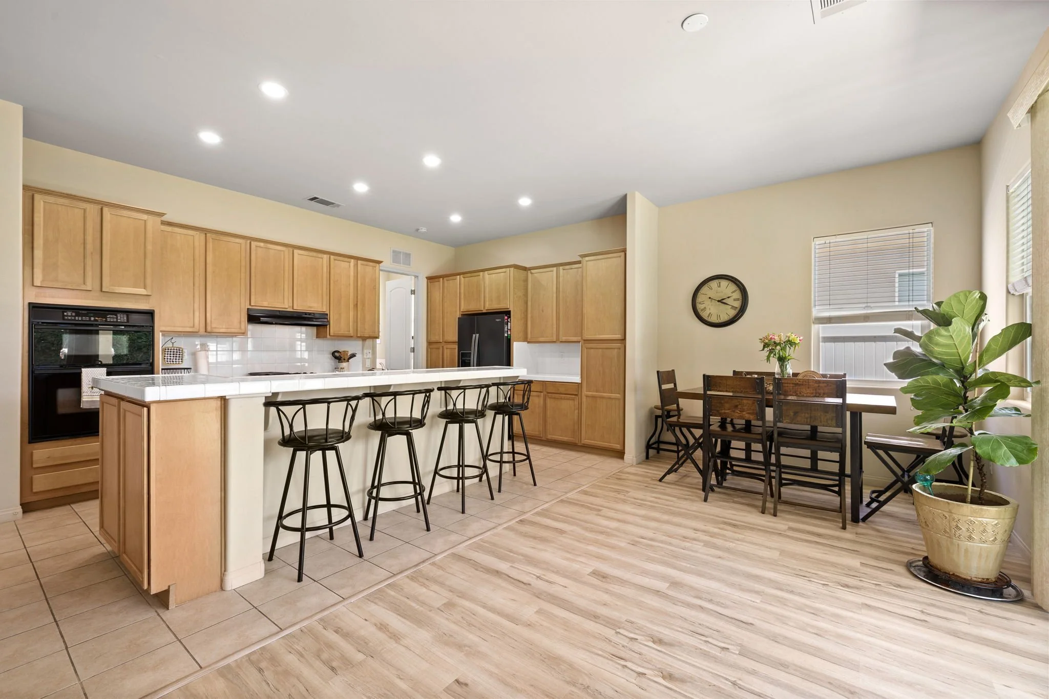 15-web-or-mls-11901-kimelford-dr.jpg