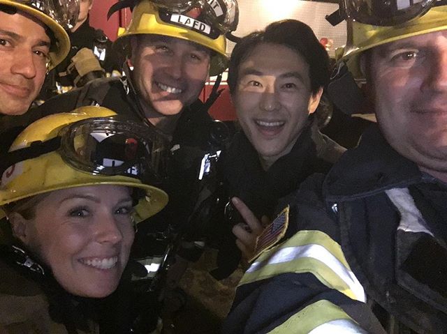 🚨Was lucky enough to work with the Real Deal brave men and women of the #LAFD on last night&rsquo;s @911onfox. When there&rsquo;s an emergency and people run scared, first responders run *towards* the danger. I&rsquo;ve called 9-1-1 myself a few tim