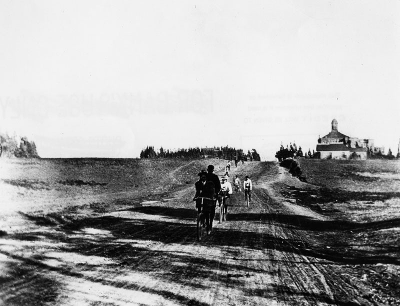 1890: Eastbound on Pico from Western Avenue