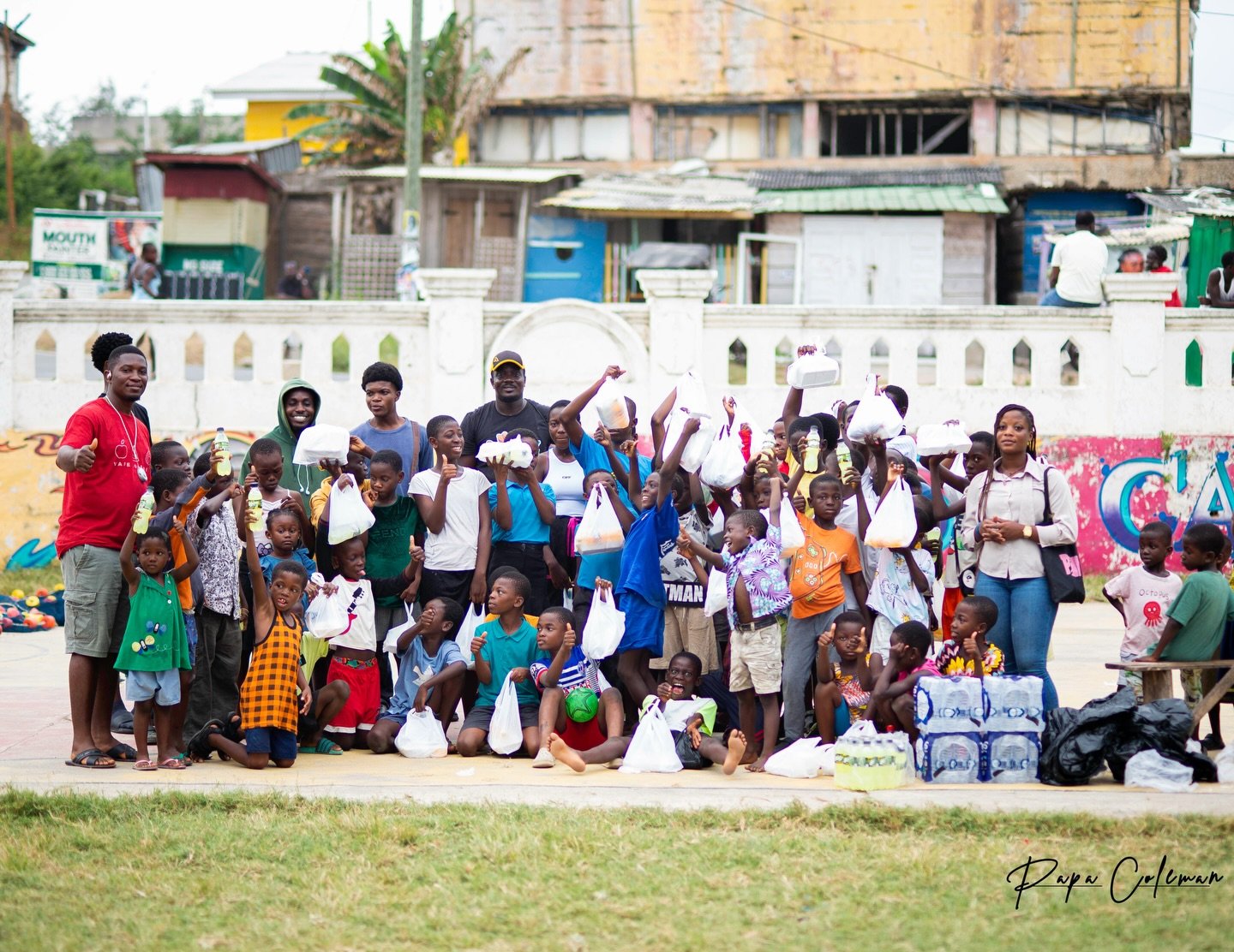 Thank you, @littlecharliesgourmetcookies, for spearheading your 2nd Annual Giveback! Your gourmet cookies sold out in a heartbeat, and because of your generosity, we were able to feed youth in Cape Coast Ghana Thanksgiving Day. This is only one part 