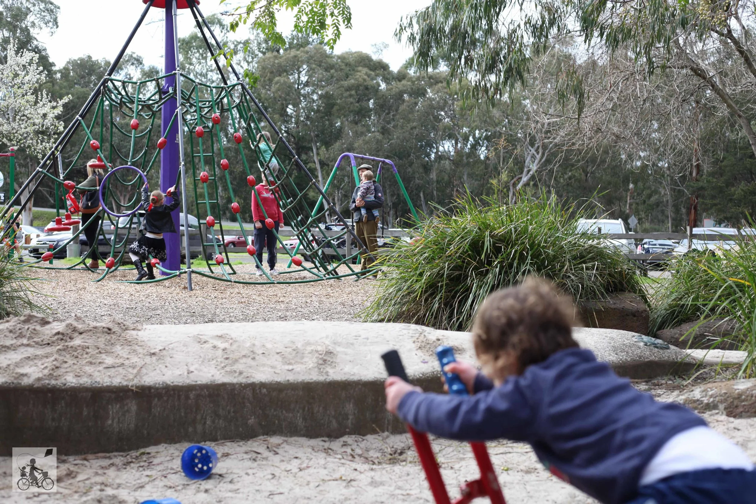 Mamma Knows East - Manna Gums