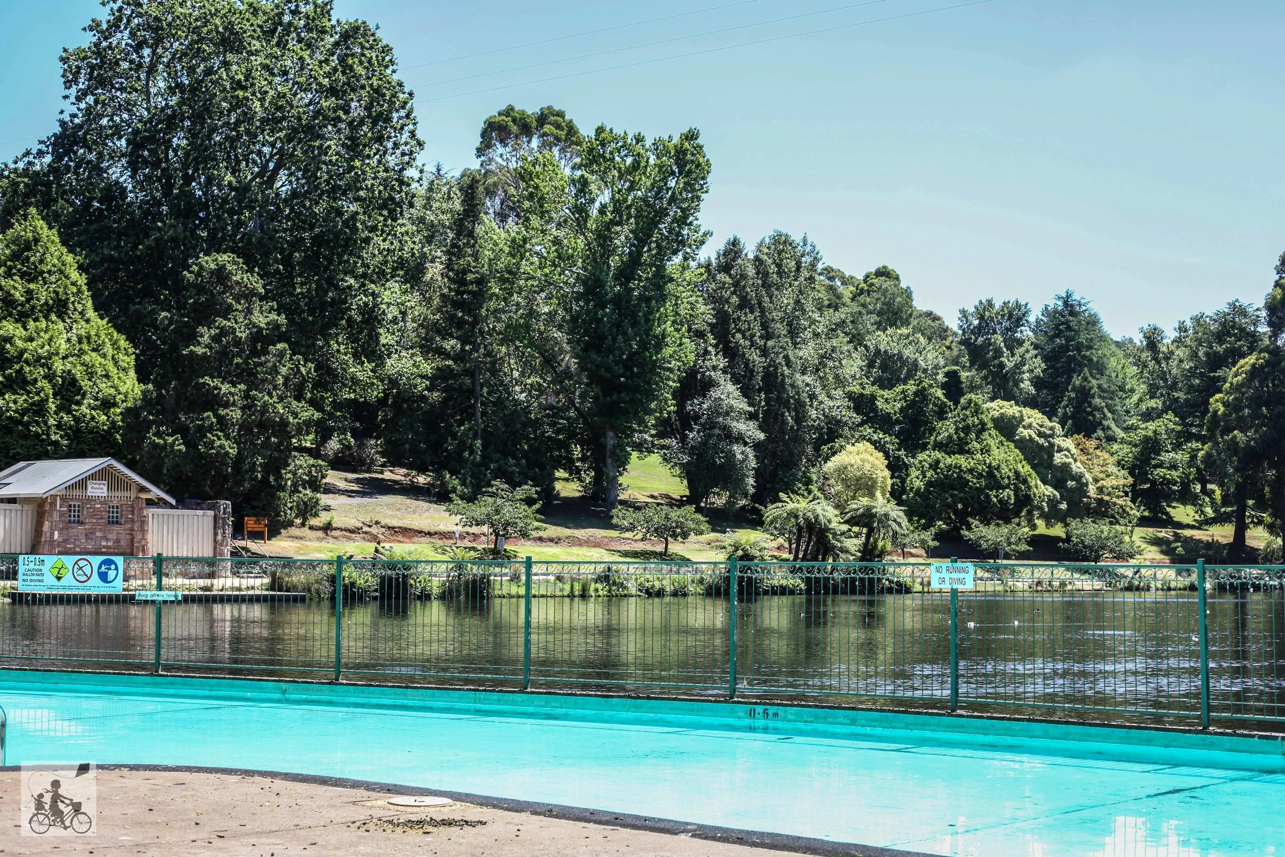 emerald lake park wading pool, emerald 