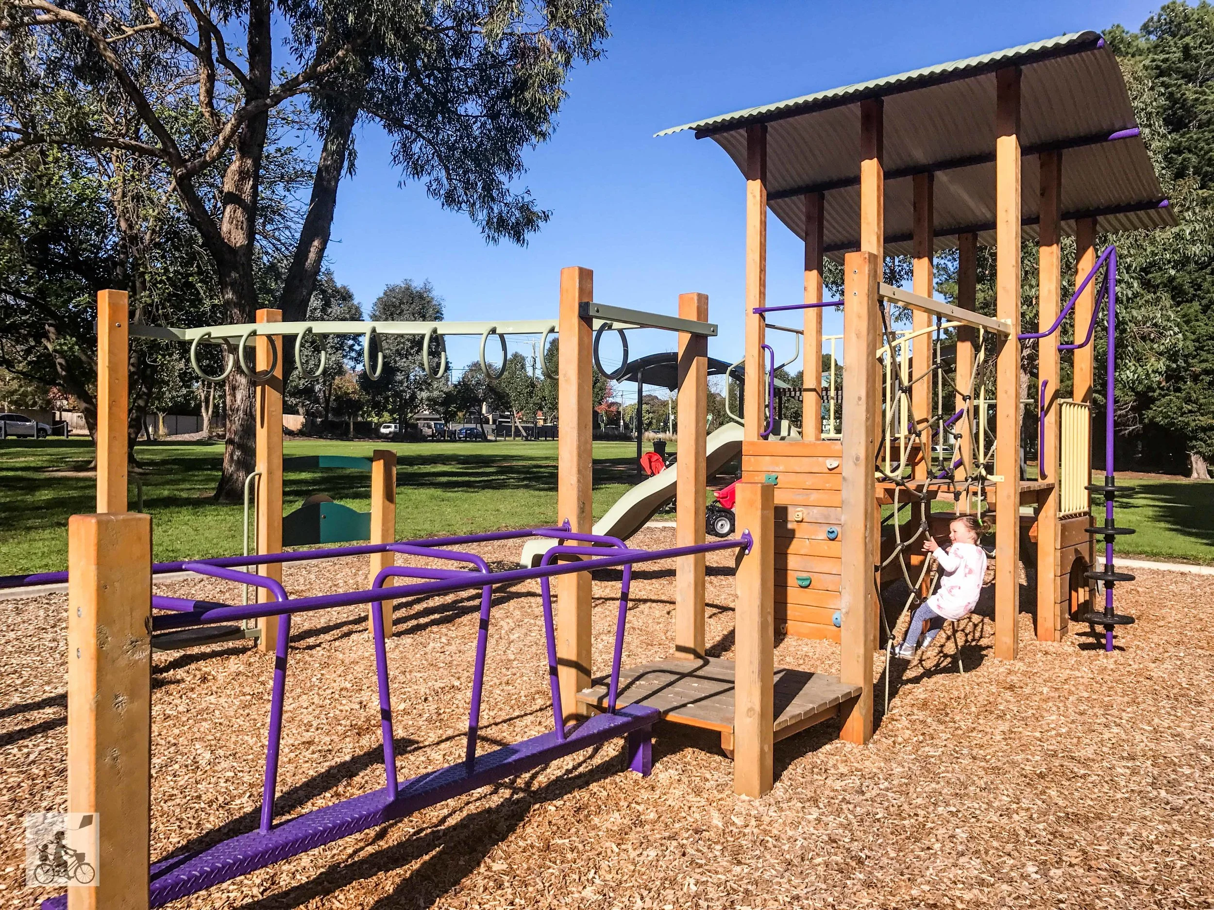 redland drive reserve, mitcham 