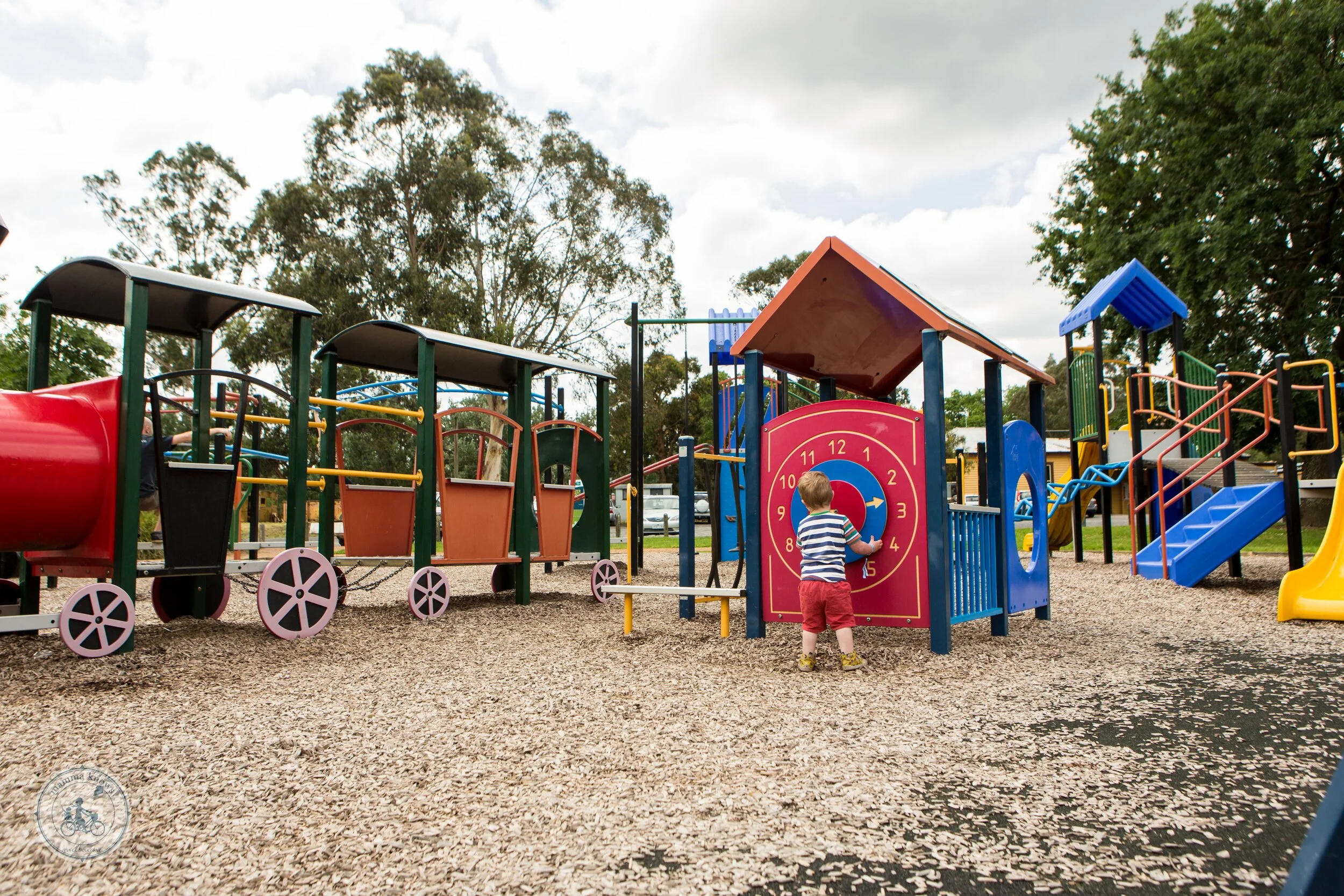 railway station park, healesville — mamma knows east