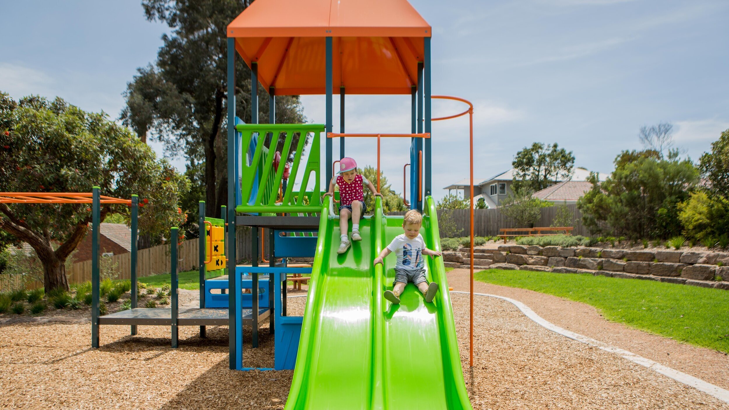 chaucer street playground, box hill south
