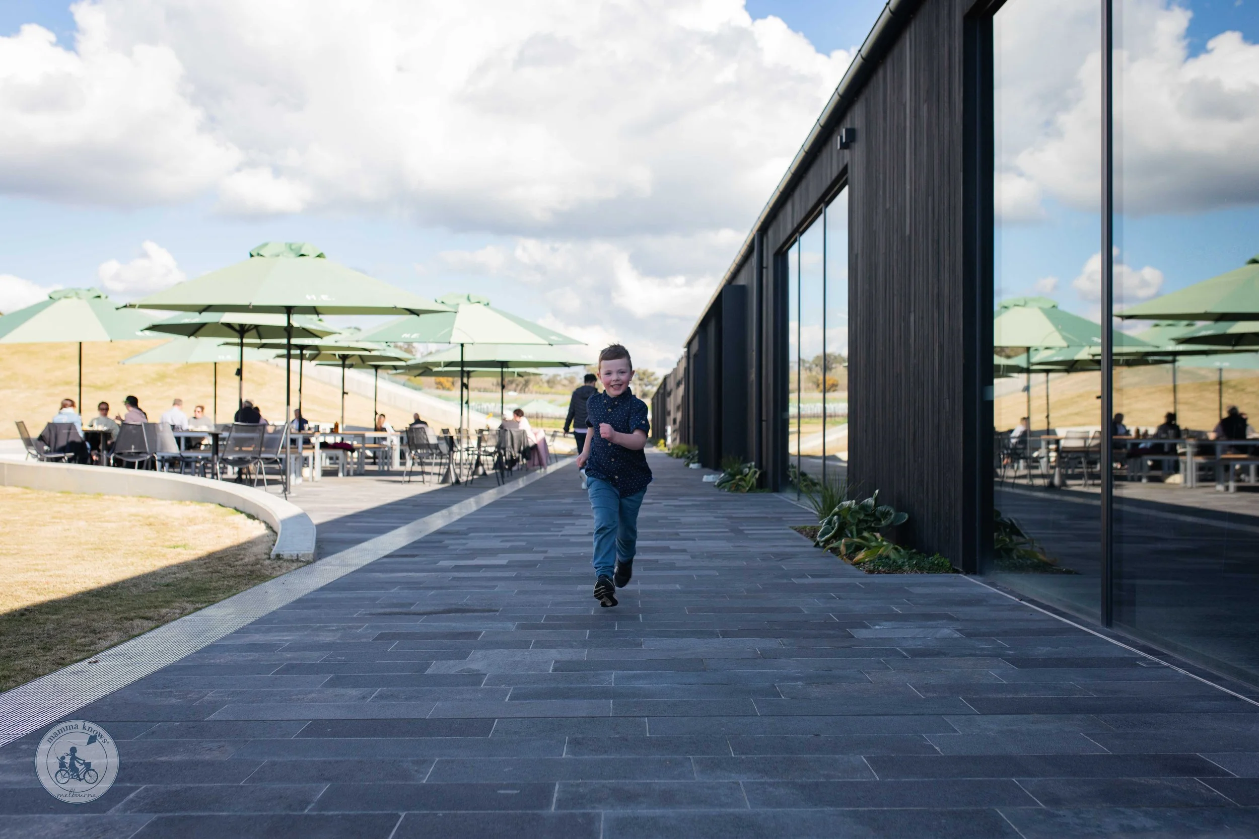 quarters hubert estate, coldstream — mamma knows east