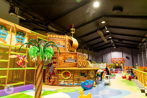 rainbow town play centre