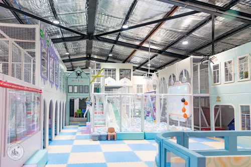 minitown kids play cafe