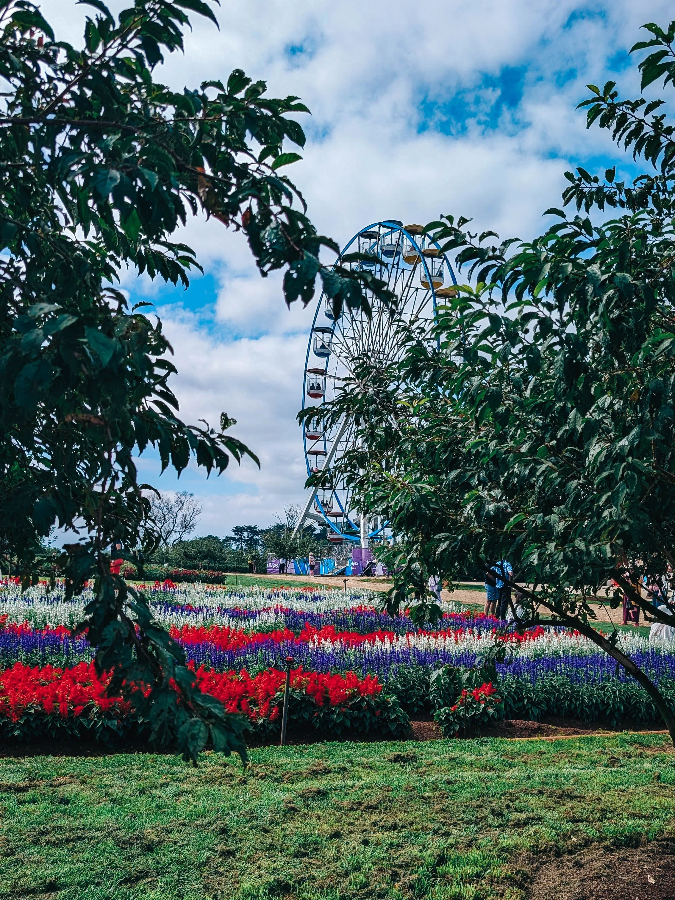 Easter @ Tesselarr's Kabloom Festival of Flowers, Silvan