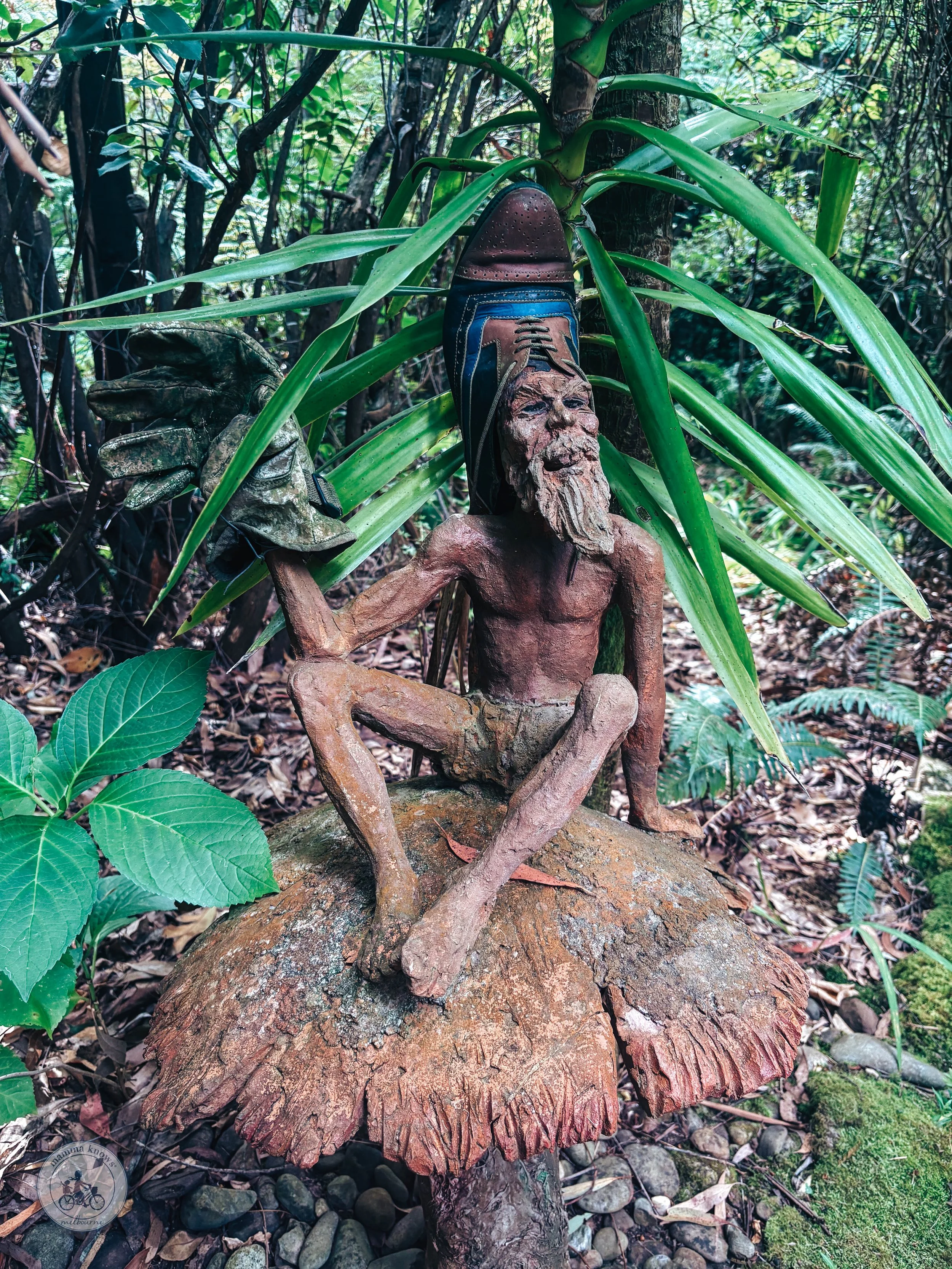 Mamma Knows East - Bruno's Art and Sculpture Garden, Marysville