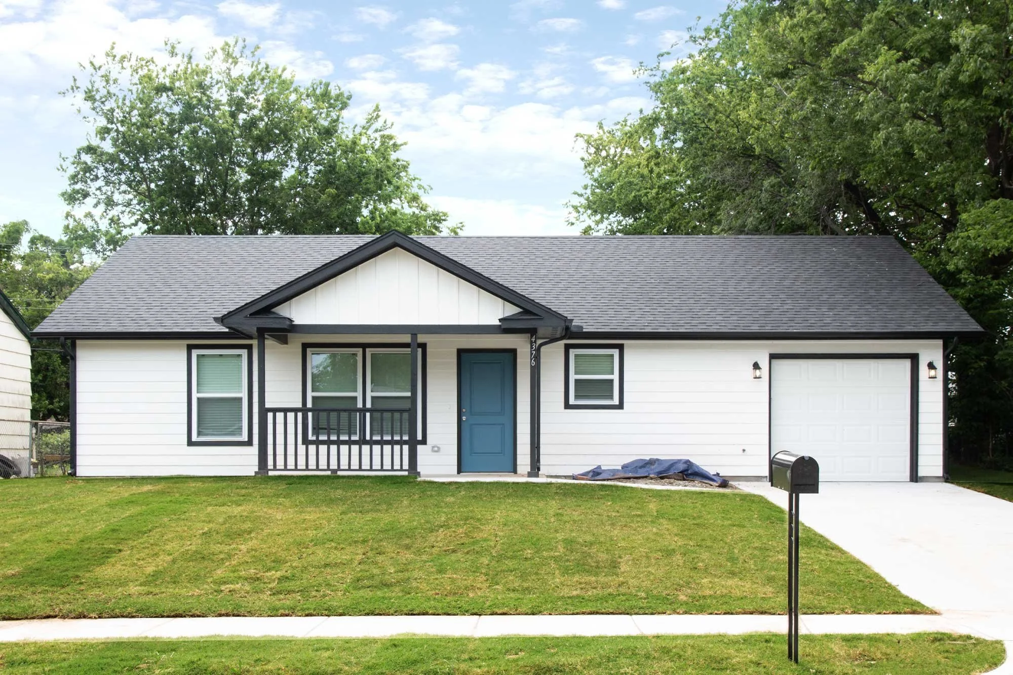 Suburban Acres
3 Bedroom, 2 Bathroom, 1-Car Garage, 
1,532 sq ft — 

Home Style: The Elyse