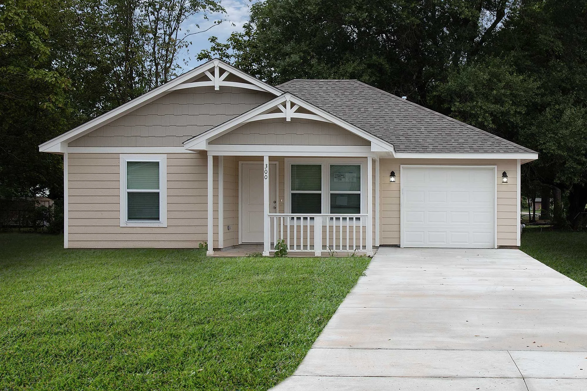 3 Bedroom, 2 Bathroom, 1-Car Garage, 
1,509 sq ft

Home Style: The Celeste