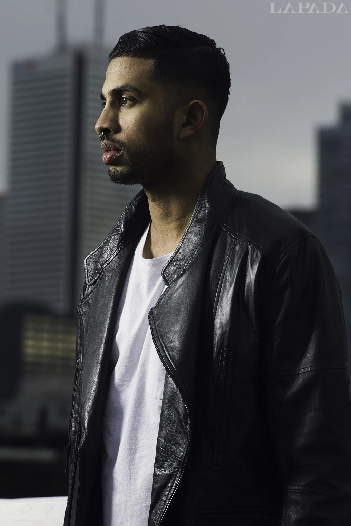 LAPADA Thad  Building Head shot Leather Jacket 00371.jpg