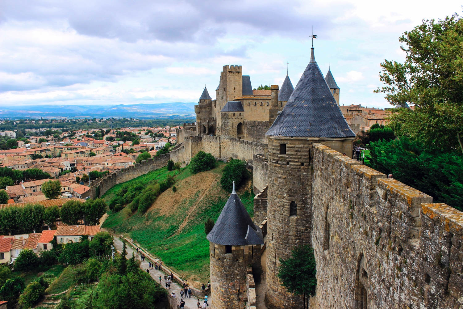 CARCASSONNE, THE CITY THAT NEVER FELL