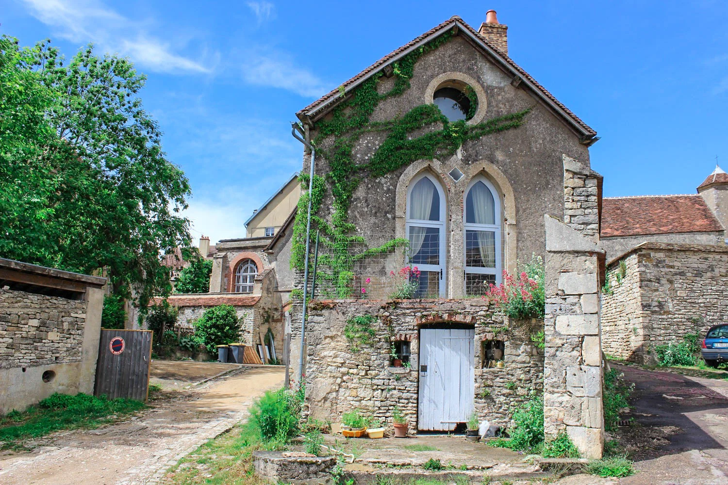 VÉZELAY, BOURGOGNE