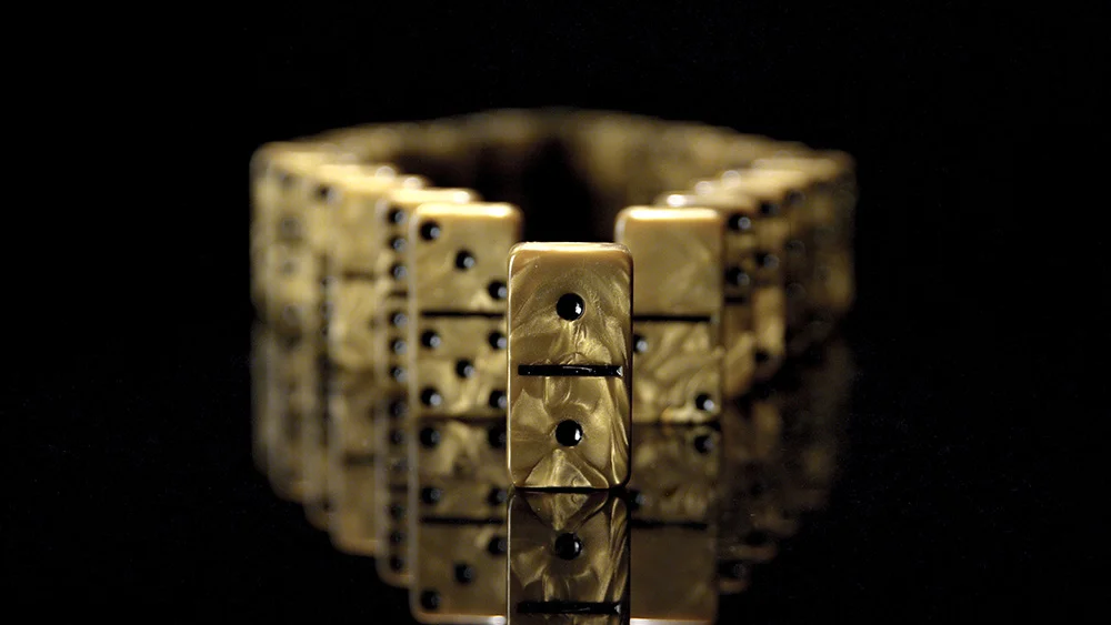 One of the themes of this video was to "break down what is safe". Which is why we used imagery of traditionally 'orderly' pieces that broke, made a mess, or deconstructed as time went by.