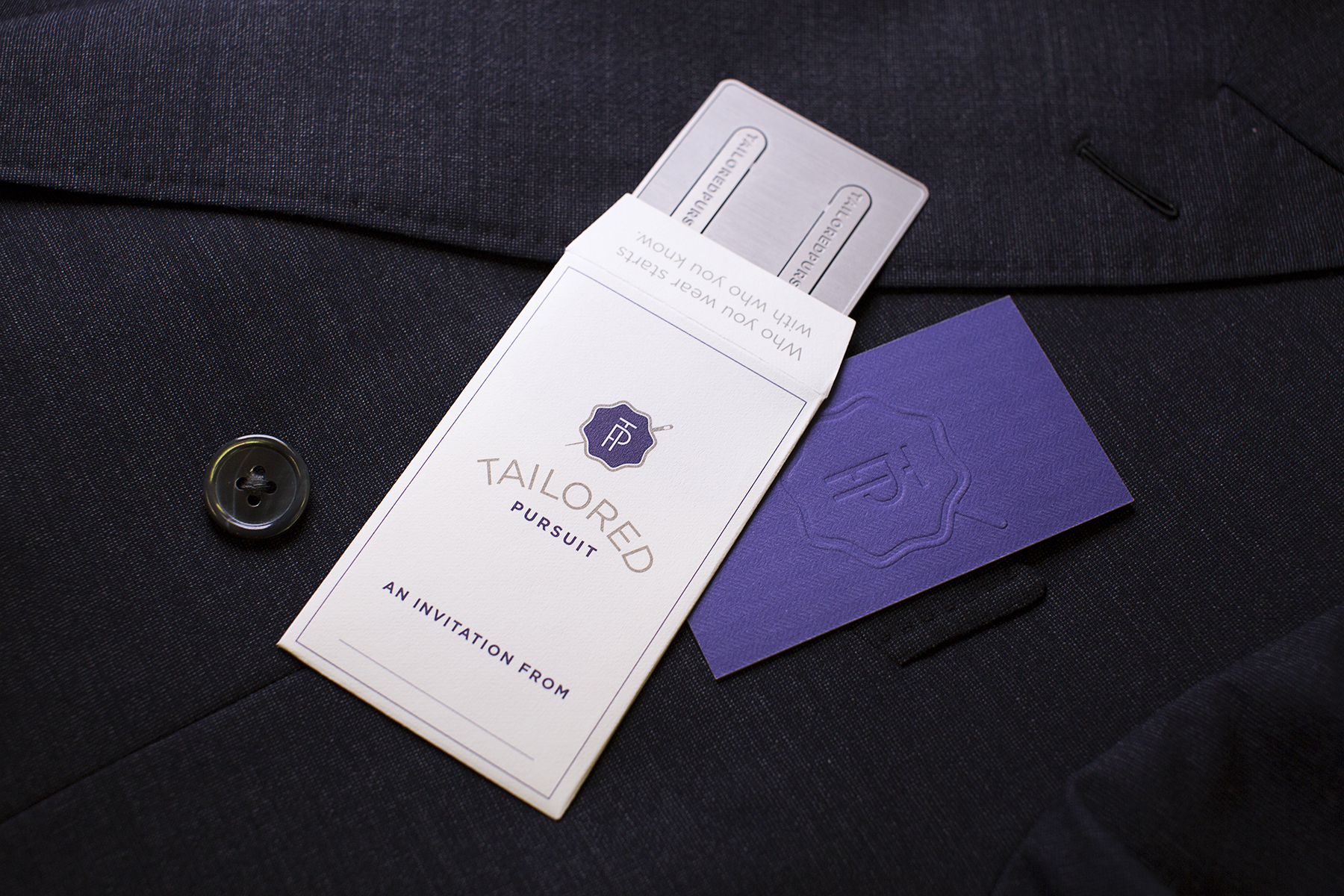 This custom-designed envelope was made from a 25% cotton paper and featured a no-seam die cut.