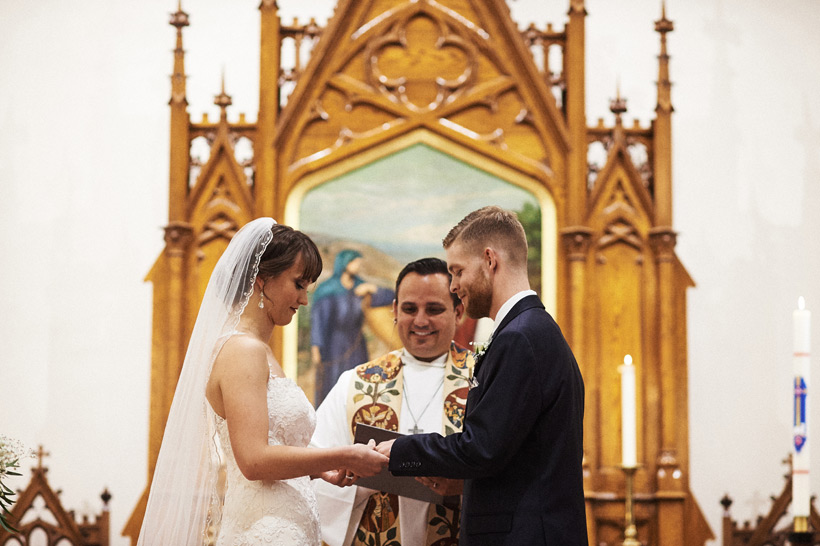Aaron and Kasey Des Moines Wedding