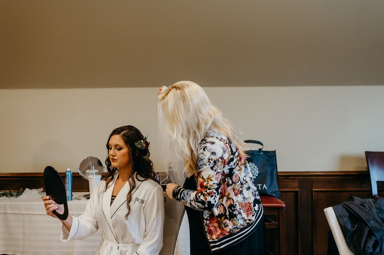 Jasmine and Colby Glen Oaks Wedding | Iowa Wedding Photographer Brian Davis