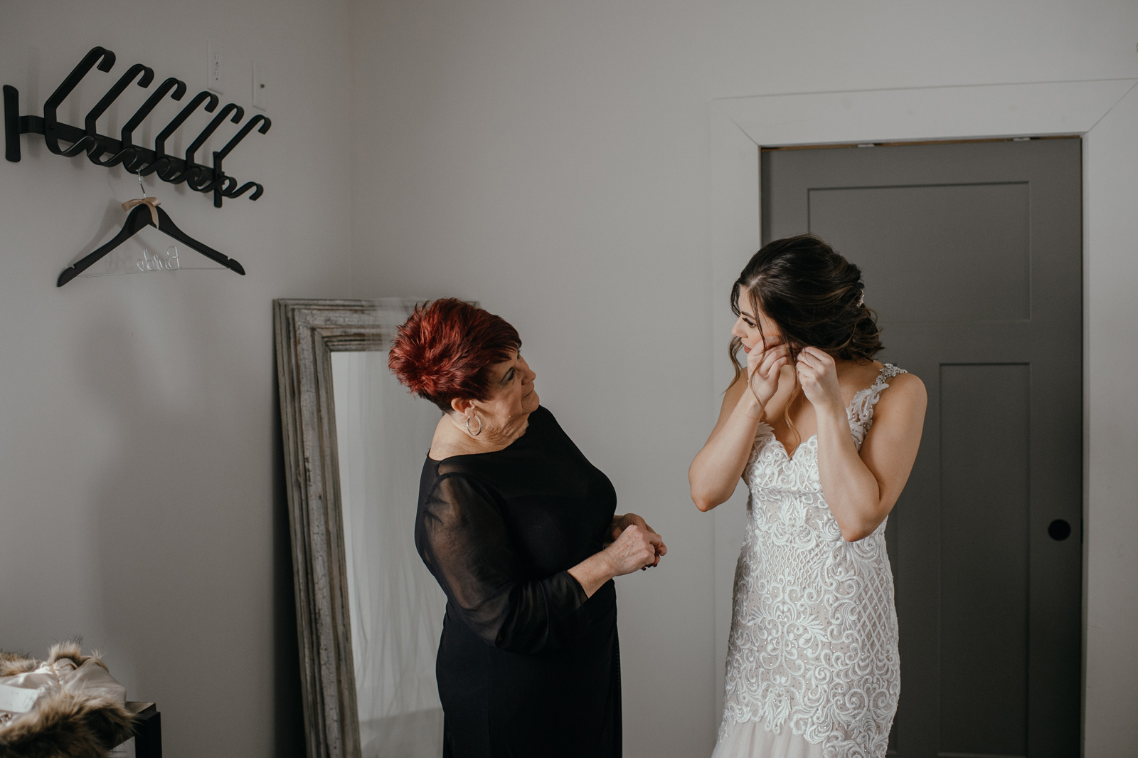 Austin and Nicole's Red Acre Barn Wedding | Iowa Wedding Photographer Brian Davis