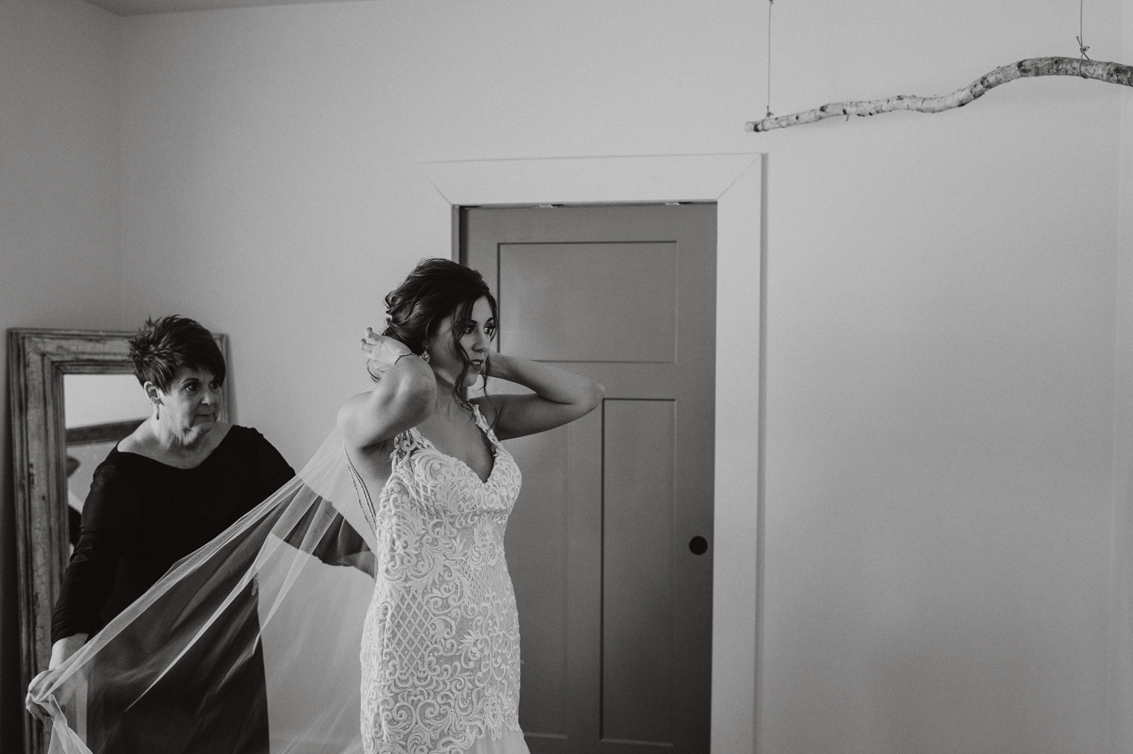 Austin and Nicole's Red Acre Barn Wedding | Iowa Wedding Photographer Brian Davis
