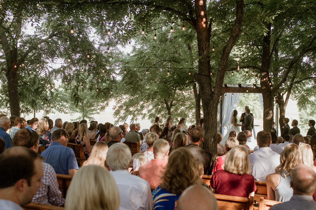 Alex and Jill's Barnes Place Wedding | Des Moines Wedding Photog