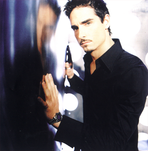 "I'ma sing you to sleep, girl...then murder you."