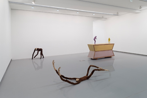 11 Deep hanging out: Francis Upritchard at MUMA: Amita Kirpalani, Melbourne Francis Upritchard: Jealous Saboteurs , exhibition view, Monash University Museum of Art (MUMA), Melbourne, 2016; image courtesy the artist and MUMA, Melbourne
