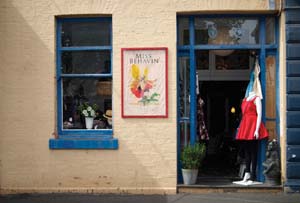 23 A Ballarat summer fling: MILLAN PINTOS-LOPEZ Entrance and interior of boutique fashion outlet Miss Behavin, Ballarat, run by Carrie Mufatti; photo: Janet Ranken