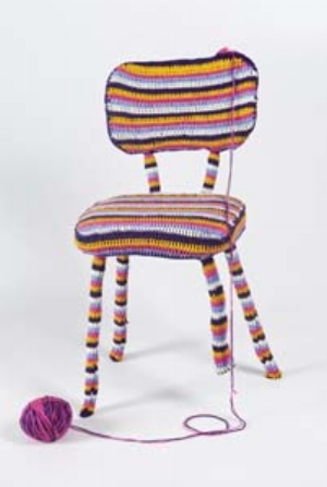 12 em files: Simmer Raewyn Briggs, Broken Line , 2010, kitchen, chair, yarn, dimensions variable; image courtesy the artist; photo: Michael Marzik