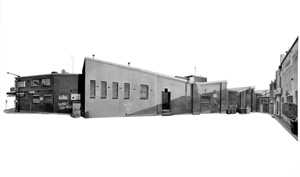 16 The Albury Art Prize: JACQUI DURRANT Catherine O’Donnell, Park Only in Marked Bays , 2008, charcoal on paper, 150 x 250cm. Image courtesy the artist and Artbank Australia