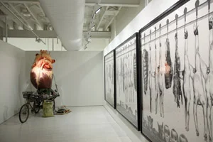 3 Spirited moment endures: The White Rabbit Gallery, Sydney: MAURICE O'RIORDAN Bai Yiluo’s Recycling , 2008, and (right) Cang Xin’s Shamanism Series – Variatio n, 2005