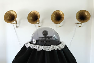 14 Wade (Boris) Marynowsky: on the edge of the Uncanny Valley: RYSZARD DABEK Wade Marynowsky, The Discreet Charm Of The Bourgeoisie Robot , installation detail, The Institute of Contemporary Art Newtown (I.C.A.N), 2008. Image courtesy the artist. Photogragh by Craig Bender