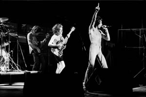 6 The Bon Scott Project: ROBERT COOK Rennie Ellis, AC/DC, Atlanta, Georgia, 1978, silver gelatin print. Courtesy the artist and Fremantle Arts Centre