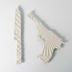 6 Keep Calm and Carry On: new work by Mel Robson: LOUISE MARTIN-CHEW Mel Robson, Keep Calm and Carry On (detail), slipcast porcelain 2008. Courtesy the artist