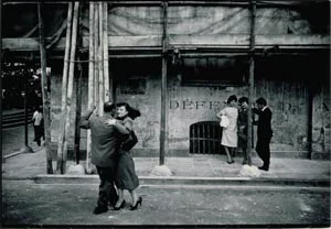 2 Letter from Paris: ADRIAN MARTIN   Johan van der Keuken,  Le 14 juillet , Ile Saint-Louis,  de la série Paris mortel  [14th July, Ile Saint Louis,  from the series  Mortal Paris], 1956-58. Collection Maison Européenne de la Photographie, Paris