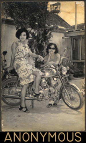 4 Contemporary photography in Yogyakarta: the Case of Mes 56: ZHUANG WUBIN Angki Purbandono, Untitled found photograph from the Anonymous series (2006 - )