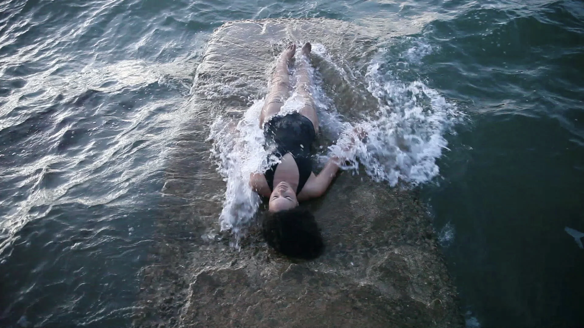 2 Notes from the field: Chloé Wolifson   Angela Tiatia,  Holding On , 2015, still; video installation, 12mins 12secs duration; image courtesy the artist and Sullivan + Strumpf, Sydney and Singapore; © Angela Tiatia