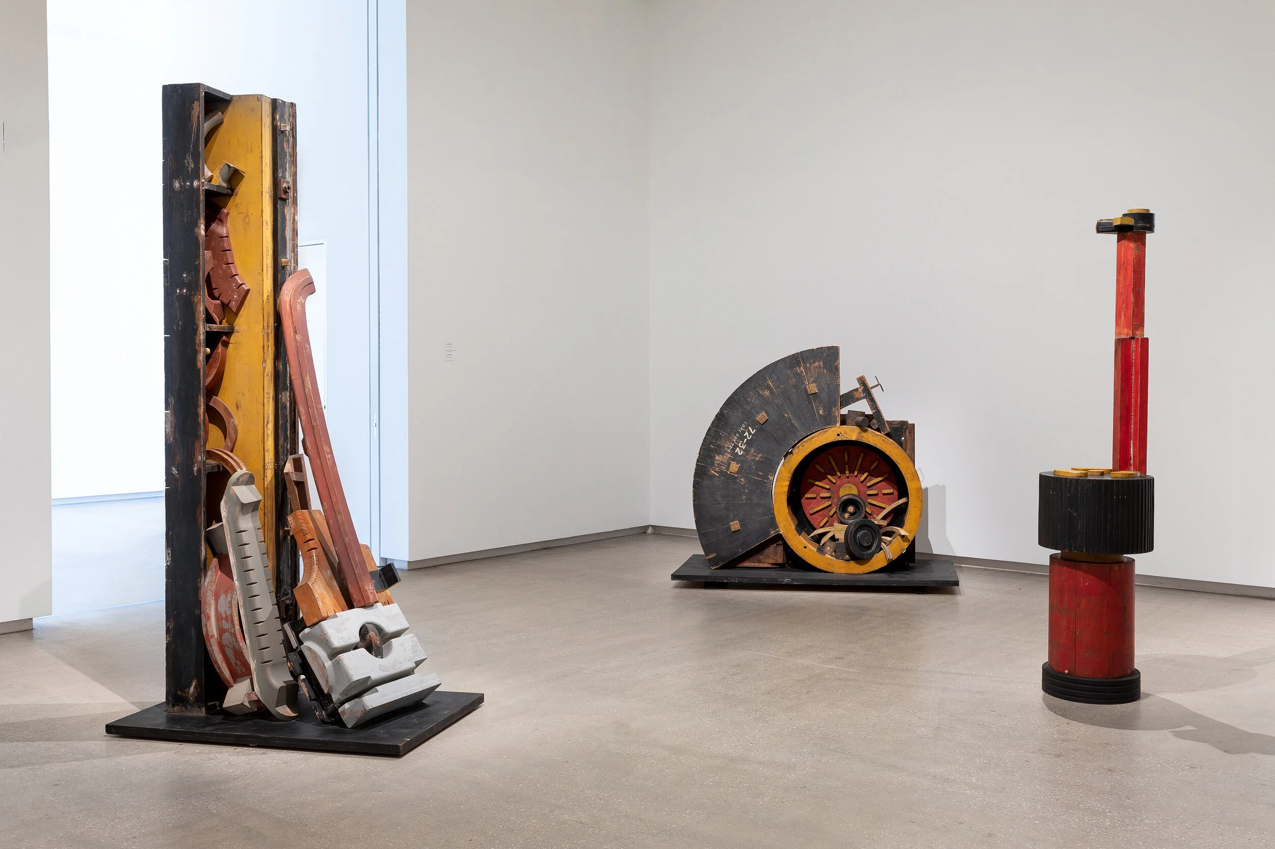 ASSEMBLED: The Art of Robert Klippel , exhibition installation view, TarraWarra Museum of Art, Healesville, 2019–20; courtesy the Robert Klippel Estate, represented by Annette Larkin Fine Art, Sydney, and Galerie Gmurzynska, Zurich; © Andrew Klippel; photo: Andrew Curtis