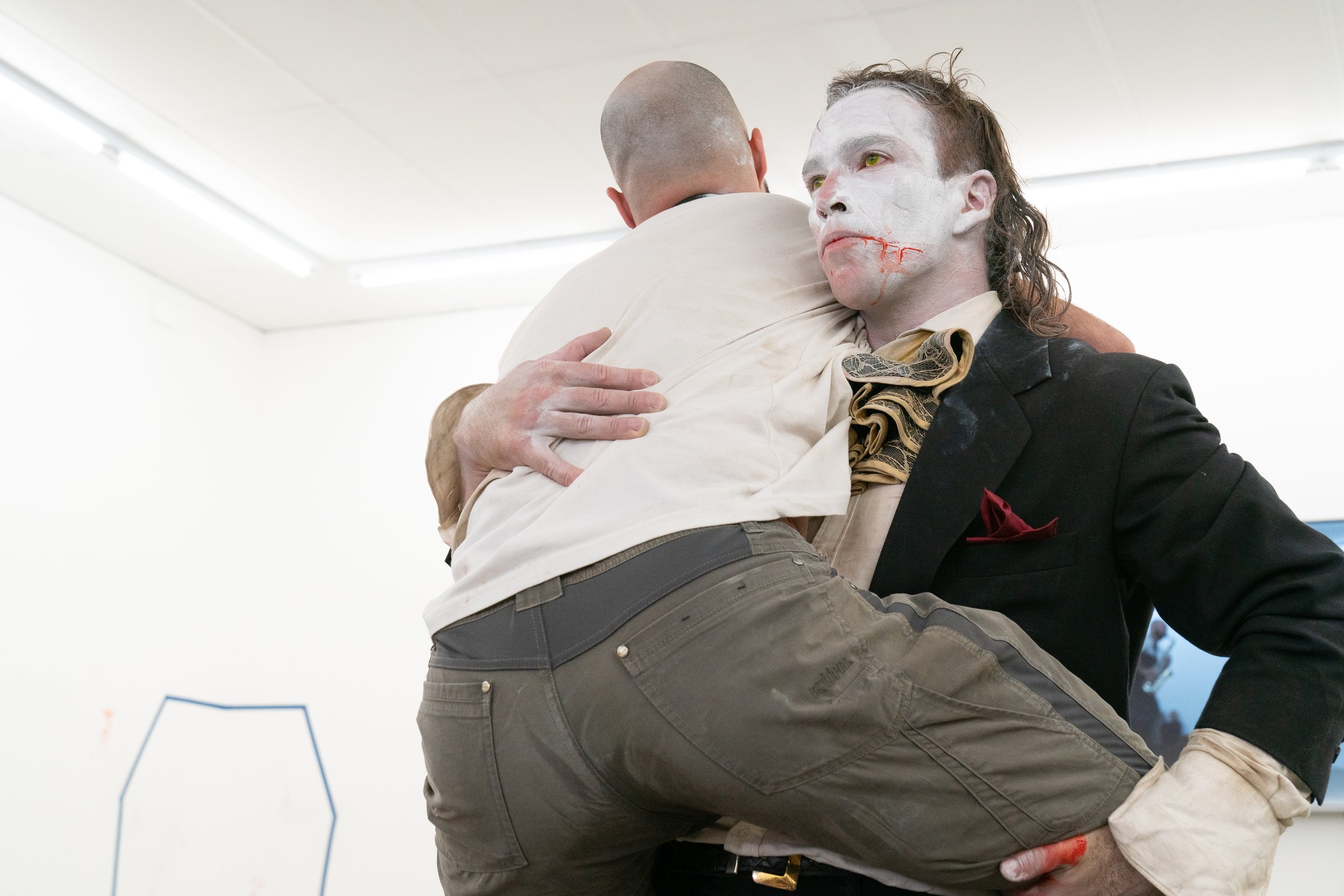  Harrison Ritchie-Jones,  Cold Tooth , 2024, performance view, ‘Contact High’, Gertrude Contemporary, Naarm/Melbourne, with performer Jon Dinapoli; courtesy Gertrude and Performance Review; photo: Machiko Abe 