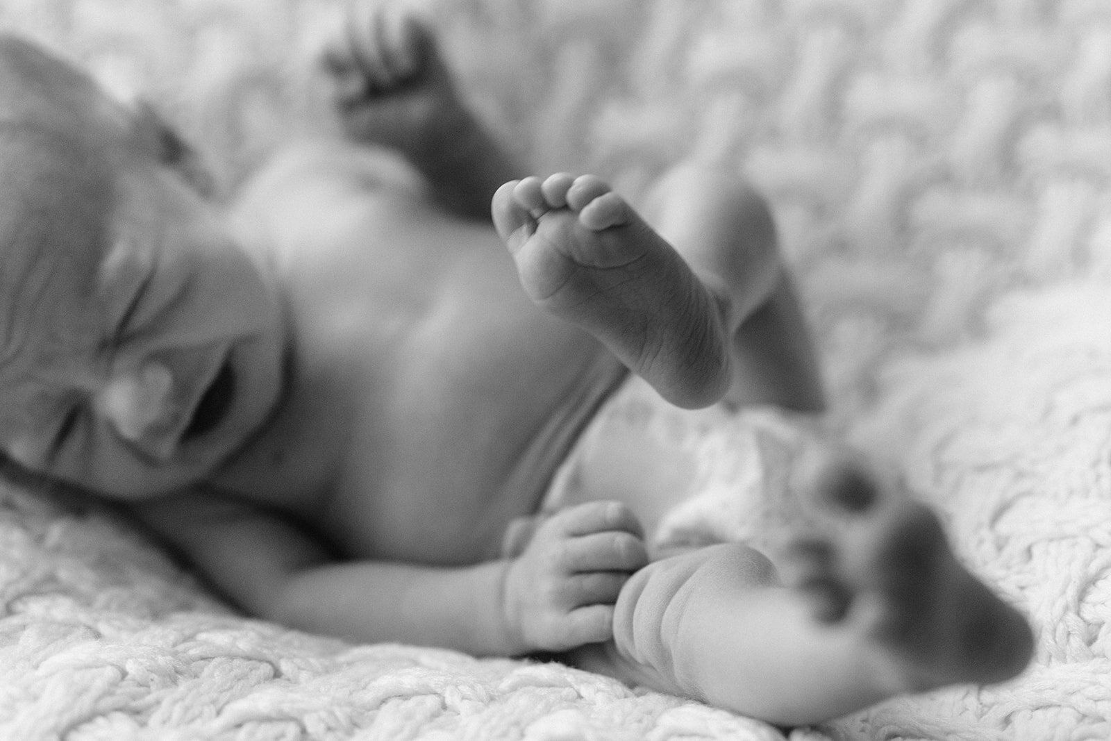 colton-newborn-5_websize.jpg