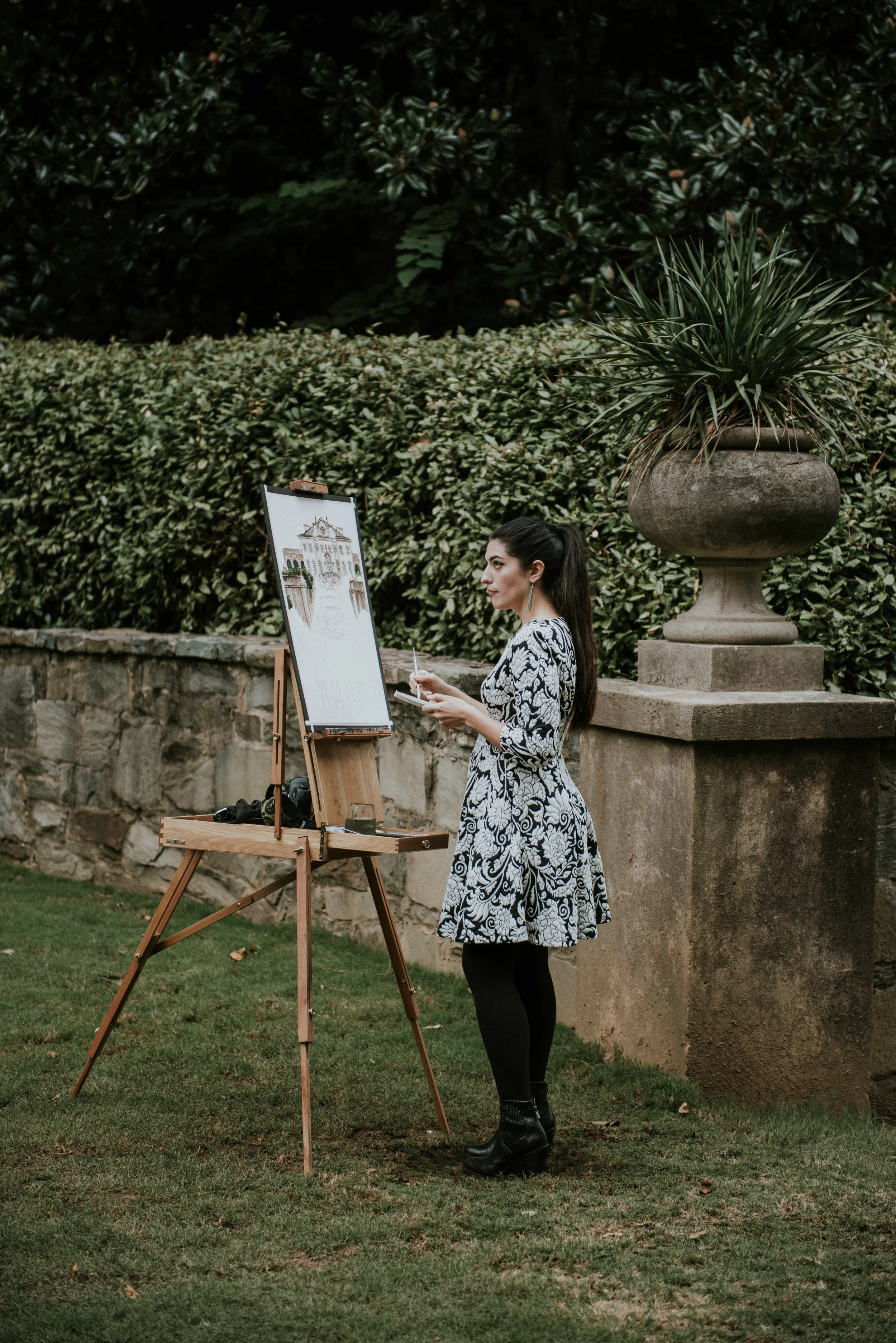 Maggie Smith Kuhn live paints wedding ceremony