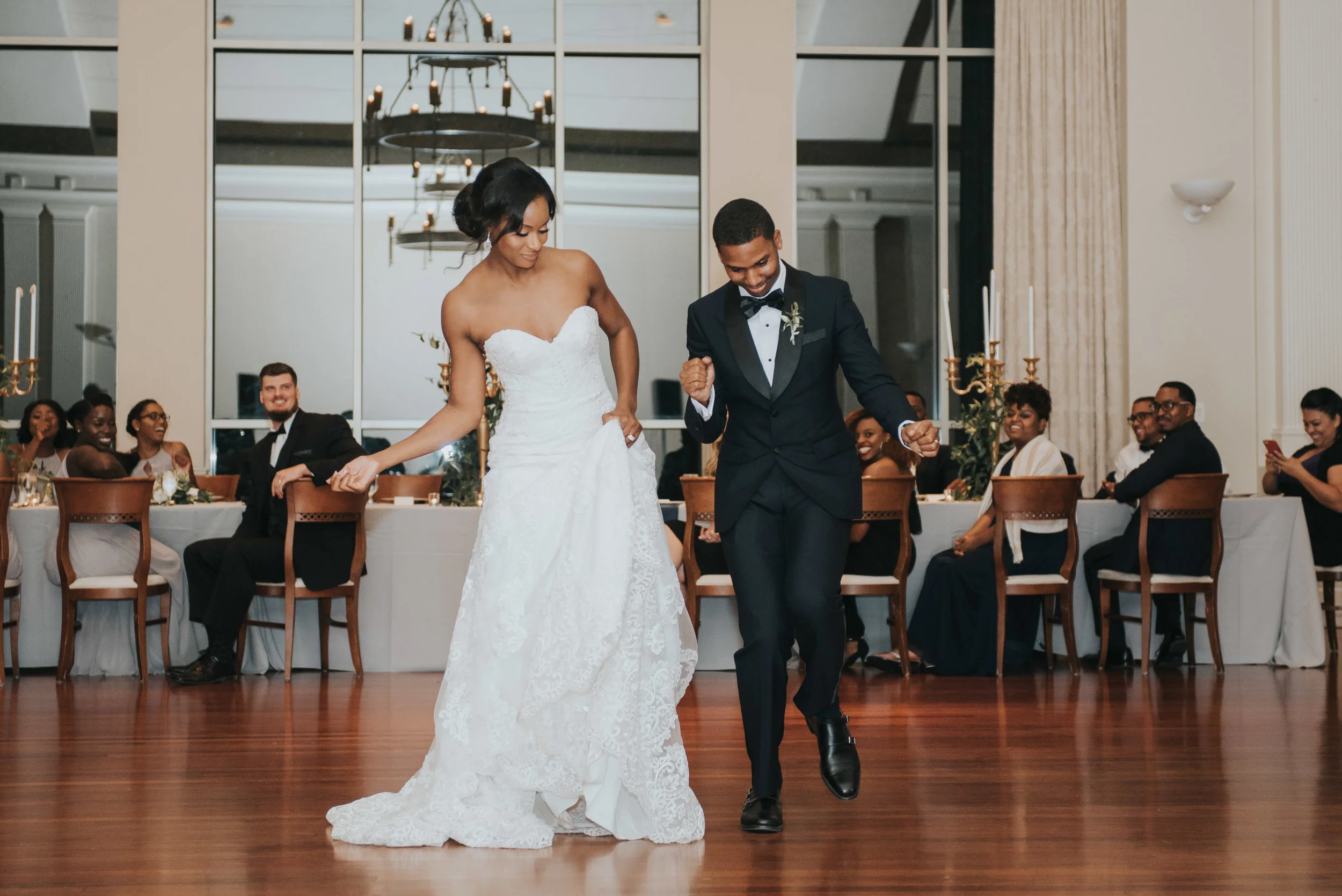 Bride and groom choreographed dance at Atlanta History Center