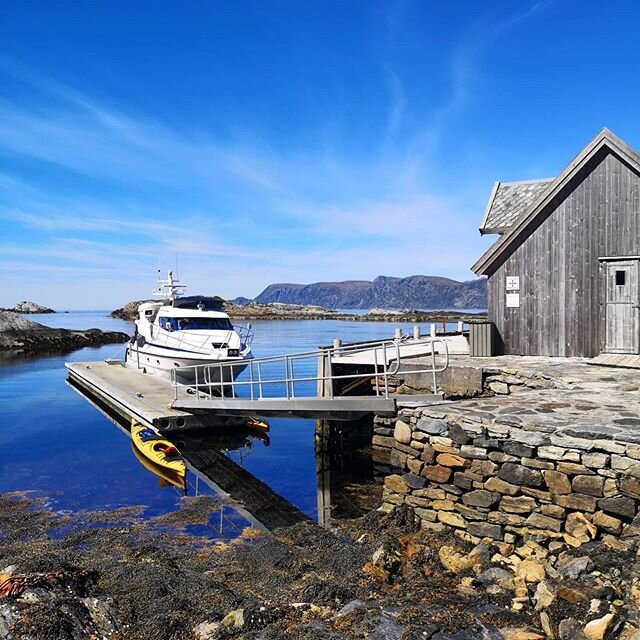 For ein dag p&aring; Selja! 🌞 Ny tur i morgon, s&oslash;ndag kl 12. Vi har og tur mandag 2.pinsedag kl 12🚤

#seljakloster #selje #visitnordfjord #selja #opplevvestlandet #fjordguiding #fjordnorway