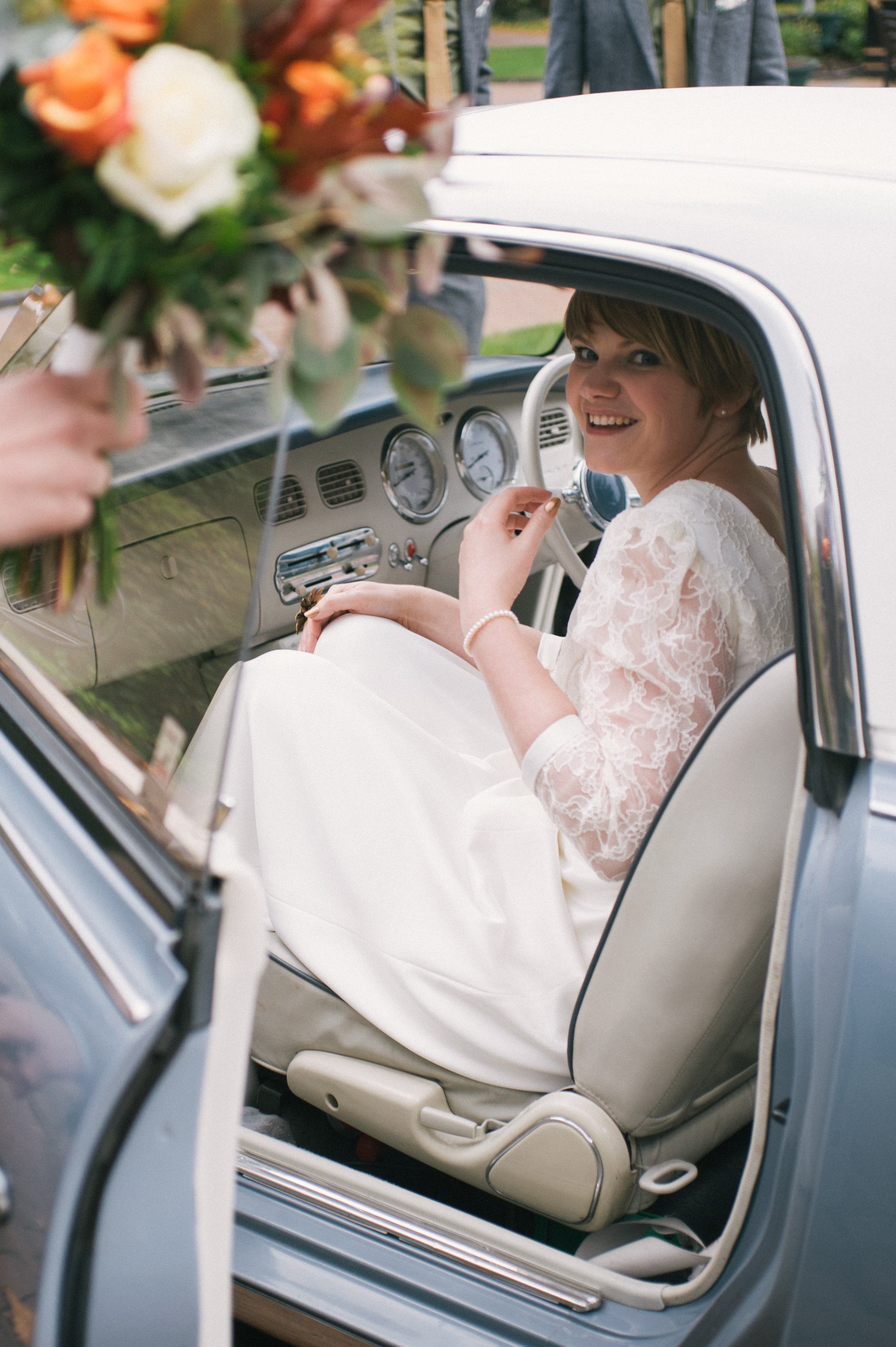 West Bridgford Registry Office, Nottingham. Rachel and David. Classic car. Coales Capture Wedding Photography.